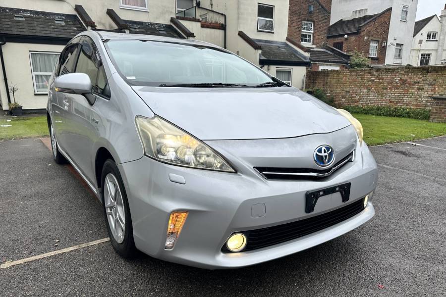 Toyota Prius Alpha 2013 for sale from Best Choice Hire