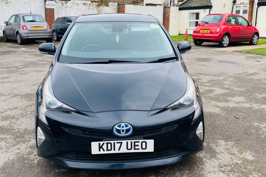 Toyota Prius Hybrid (2017) for hire from Best Choice Hire